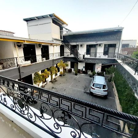 Hotel Srikandi Baru Kejayan Exterior foto