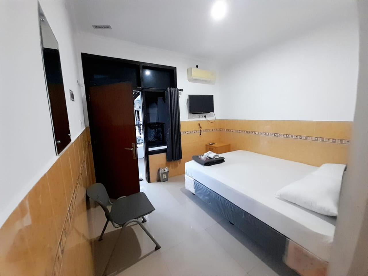 Hotel Srikandi Baru Kejayan Exterior foto